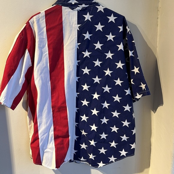Vintage American Flag Button Up Shirt 1993 - Picture 4 of 4